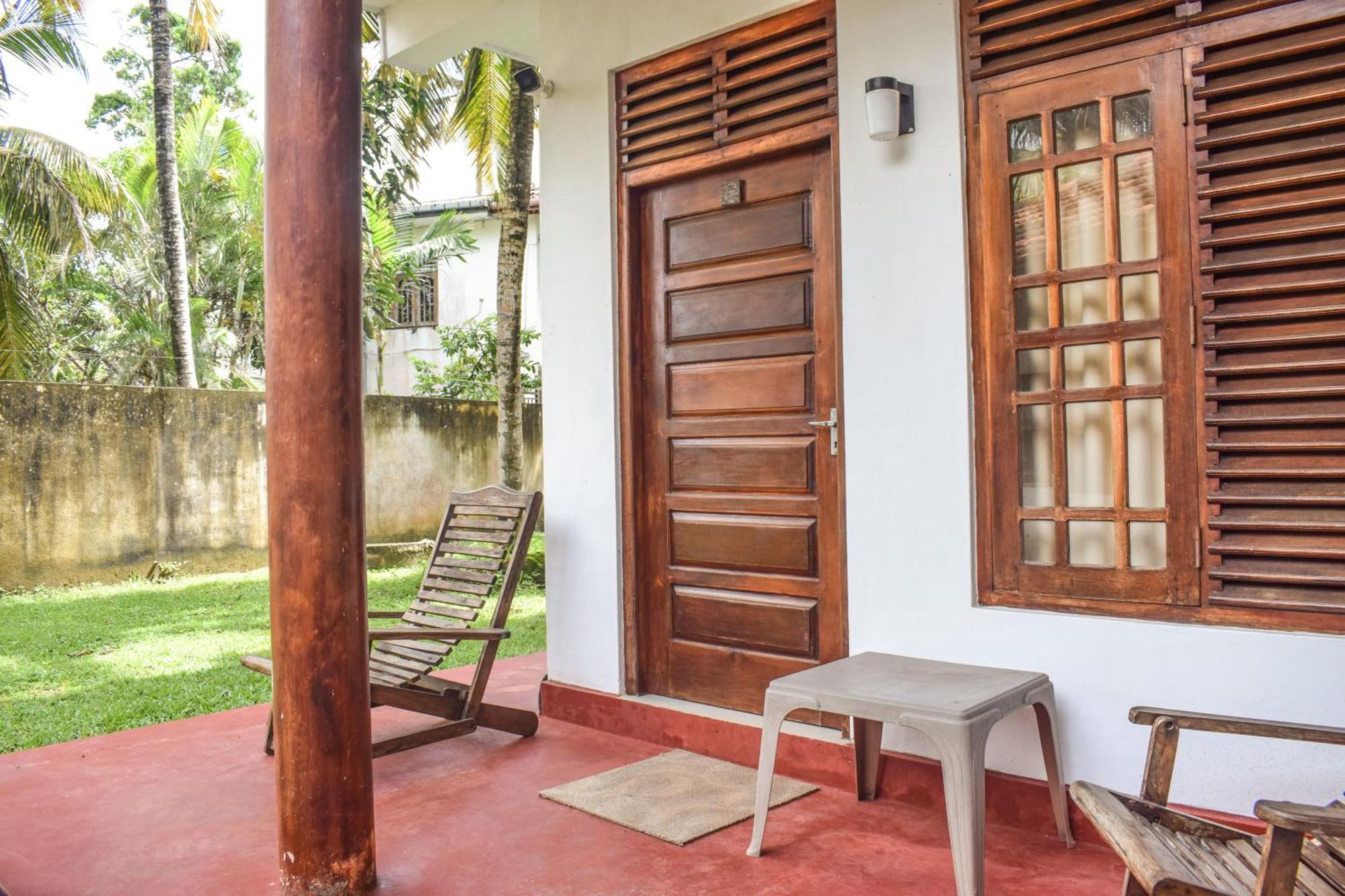Sea Zone Resort Mirissa Exterior photo