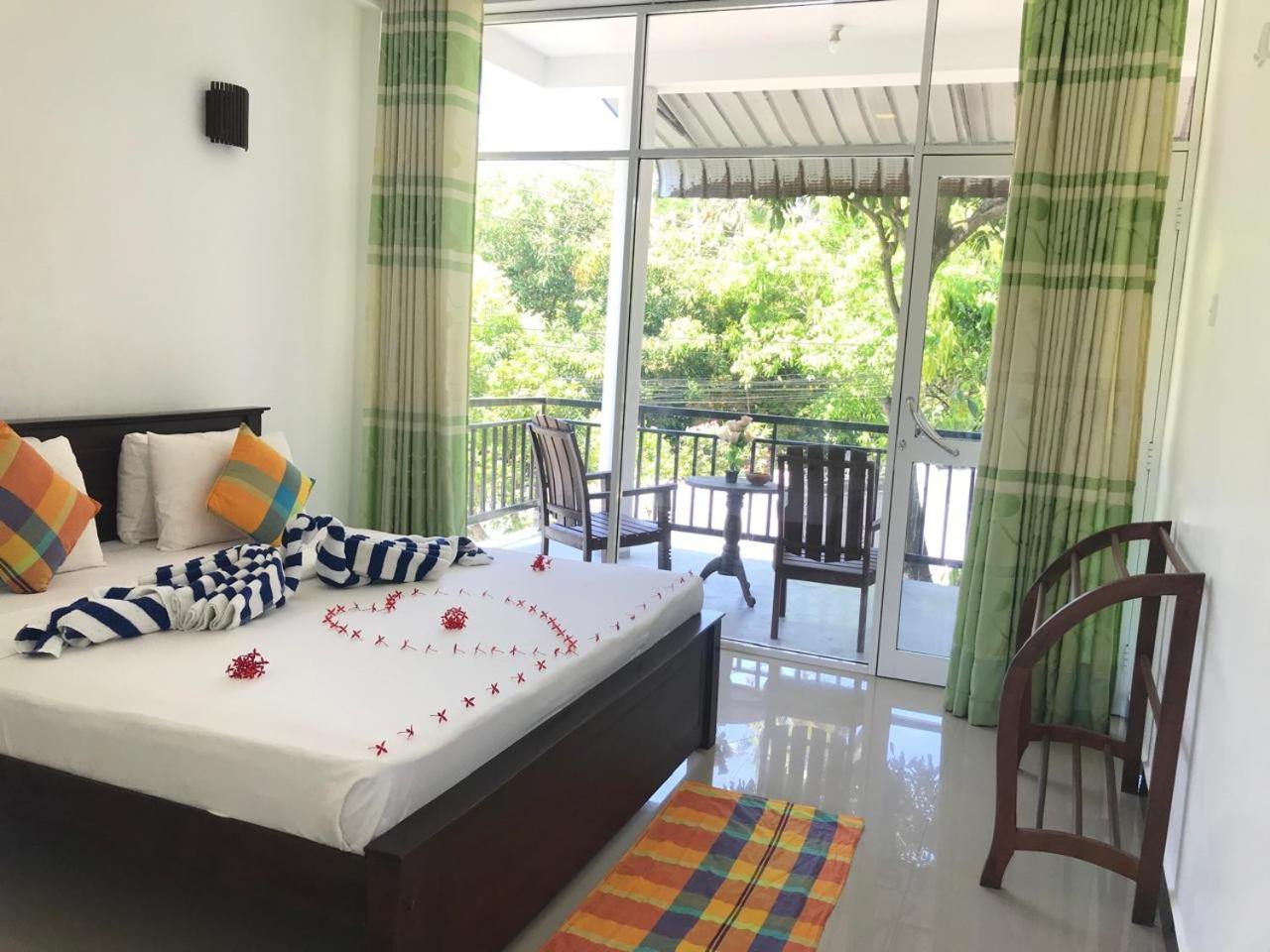 Sea Zone Resort Mirissa Exterior photo